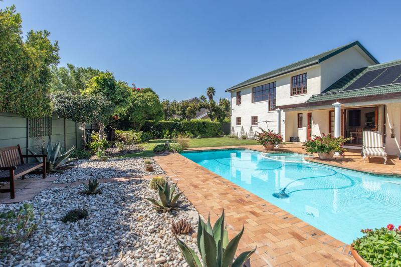 5 Bedroom Property for Sale in Tokai Western Cape